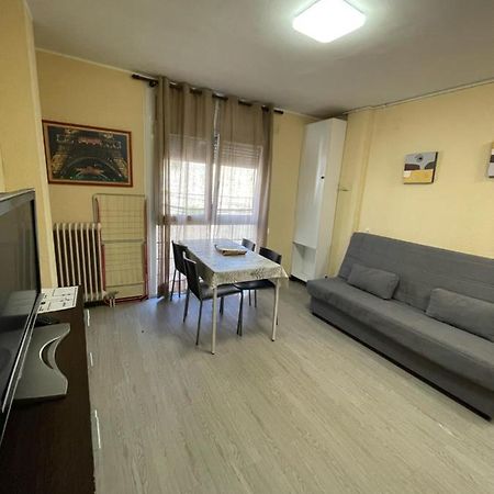 Appartement Apartamento Zodiac Ab 1G à Lloret de Mar Extérieur photo